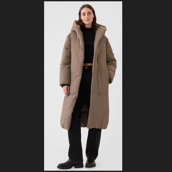 GAP Big Puff Coat - Like New Condition - Picture 3 of 13